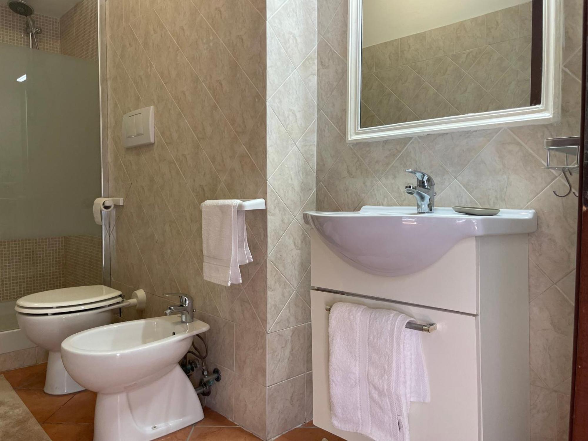 Apartamento 'Il Vicoletto' Nel Centro Di Frascati Exterior foto